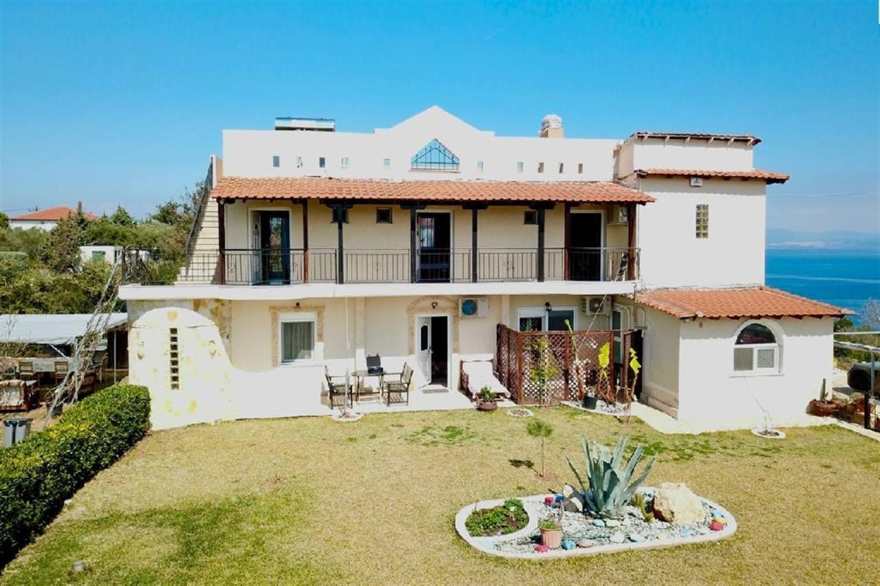 Villa Irina, Nea Potidea Kassandra Beach Екстериор снимка