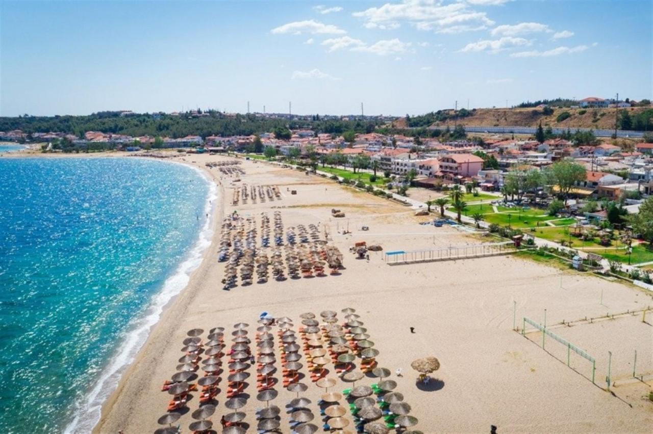 Villa Irina, Nea Potidea Kassandra Beach Екстериор снимка