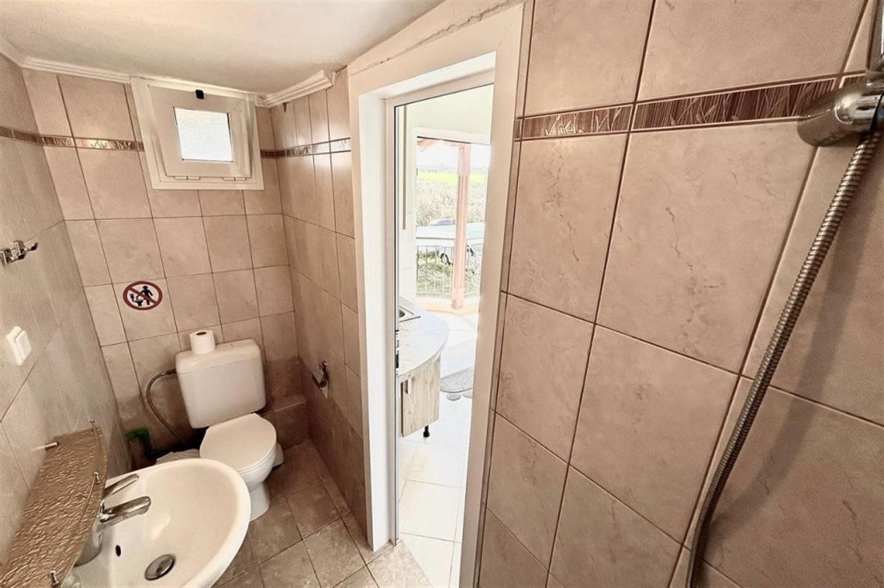 Villa Irina, Nea Potidea Kassandra Beach Екстериор снимка